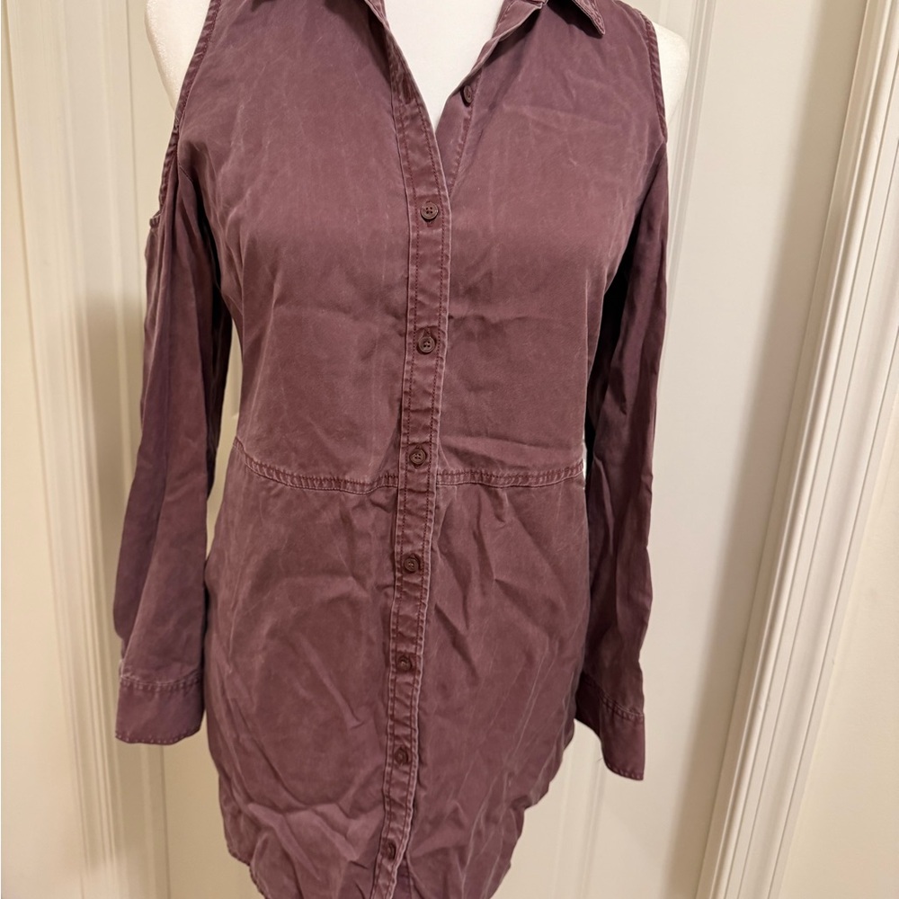 Women's Purple Button-Up Top